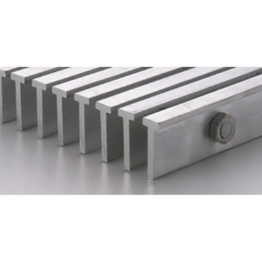 Grilles gratte-pieds avec lames en T - LT