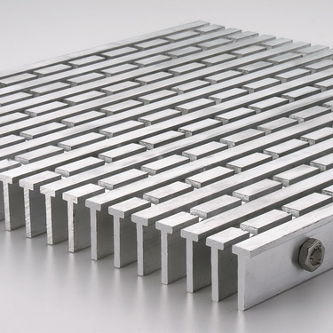 Grilles gratte-pieds avec alternance lames en T (LT) et lames en T quadrillées large (LQ-L) - LT-QL